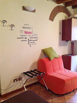 Corso 6 * Milano